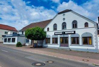 Vorderseite des Gasthofes