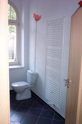 Handtuch-Heizung und WC