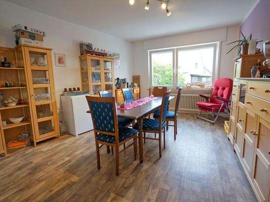 Geräumiger Essbereich