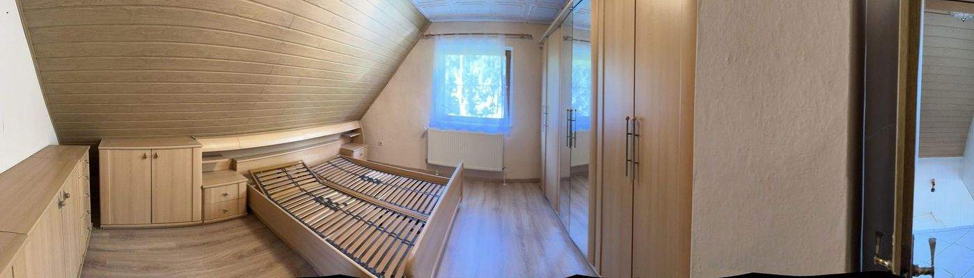 Schlafzimmer 1. OG z. Garten