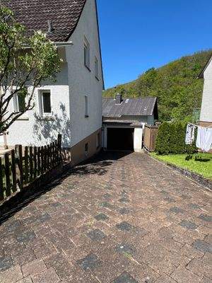 Einfahrt zur Garage 1