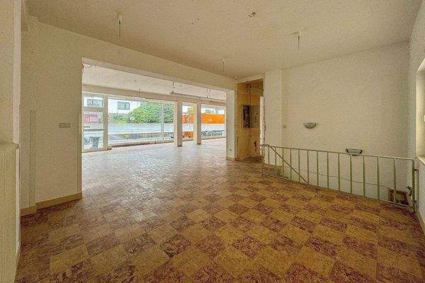 Gewerbefläche EG 2.jpg