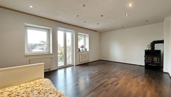 Schlafzimmer EG rechts 