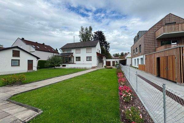 Blick auf das Grundstück