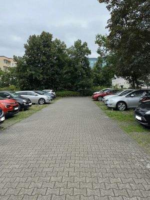 Stellplätze in der Elisabeth-Wolf-Straße