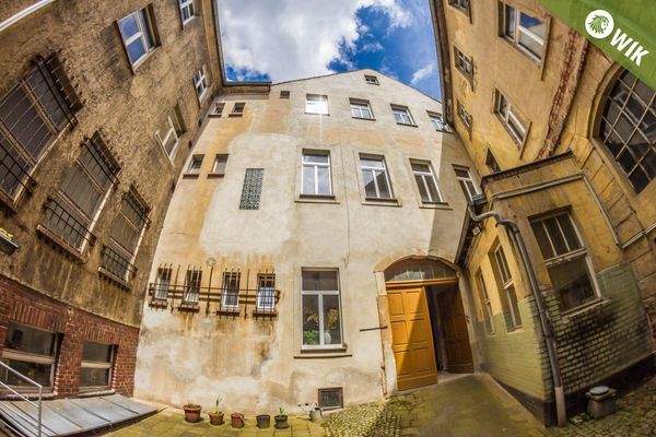 HOFZUGANG BURGSTR. 6-7