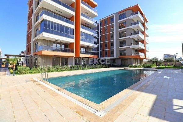 Spacious Apartments Close to Tramway in Antalya Kepez