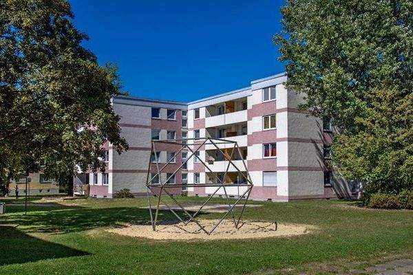 Erich Ollenhauerstr.17-15