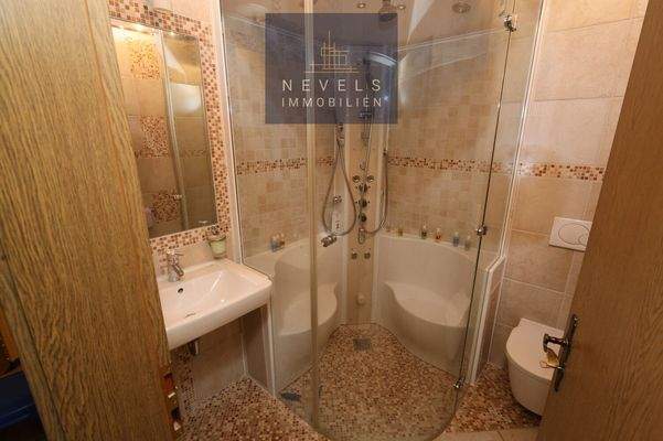 Duschbad Untergeschoss