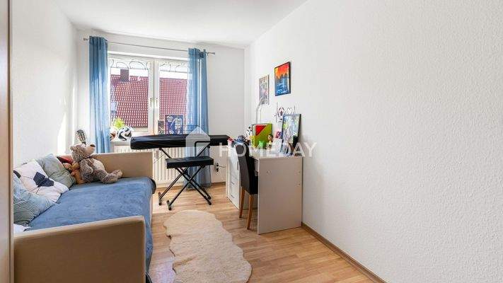 1. OG Kinderzimmer 1 2