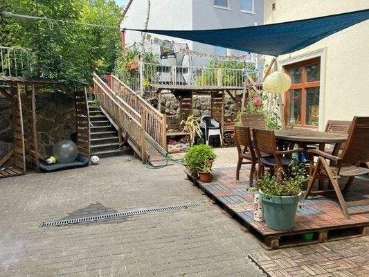 Hofansicht, Terrasse