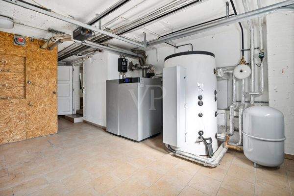 Heizungsraum mit Pelletlager