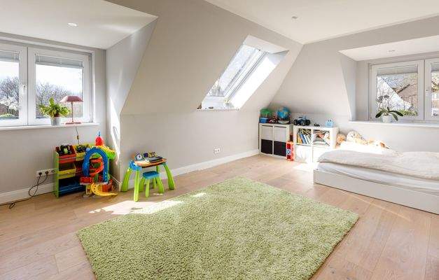 Kinderzimmer im OG
