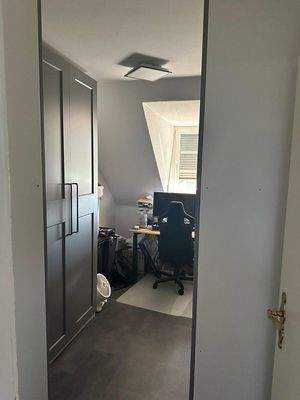 Arbeits / Ankleidezimmer