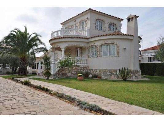 VB 347.000,-- 350 Meter vom Strand