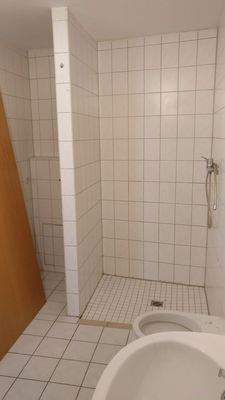 Bad mit Dusche