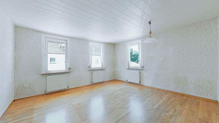 Wohn-und Esszimmer WE 1_OG links