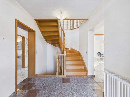 Flur / Hauseingangsbereich im EG