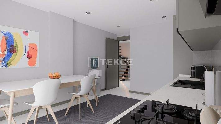 Flats 300 m From the Cliffs in Kaleiçi, Muratpaşa