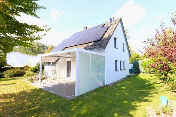 Ansicht mit Überdachung Terrasse