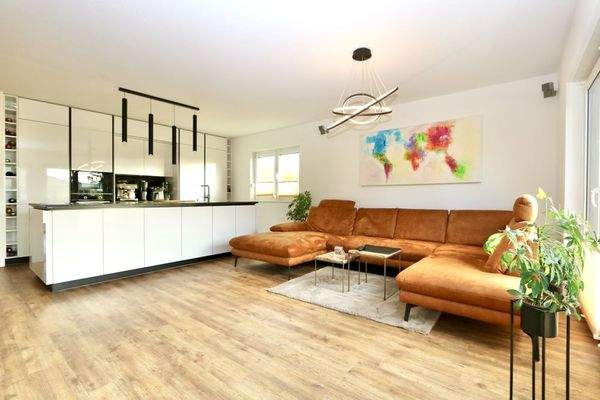 Das helle Wohnzimmer