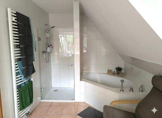 Bad 2 Einliegerwohnung