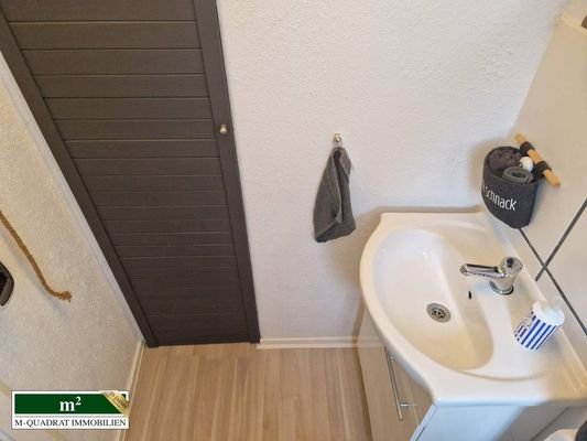 Gäste WC mit Abstellraum