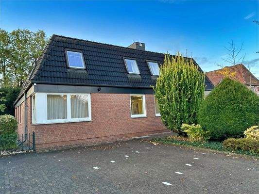 Parkplatz vor dem Haus