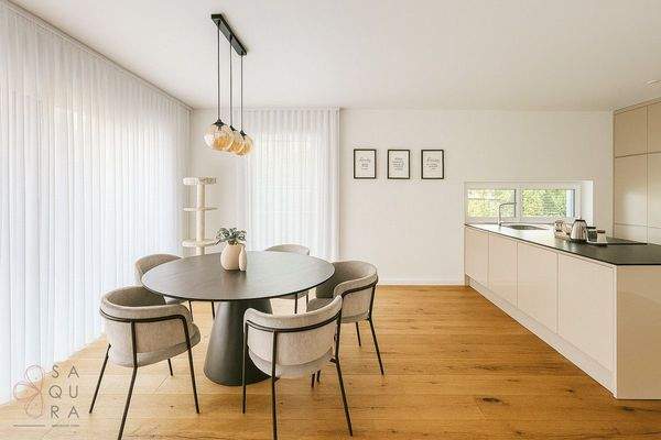 0C5554F4-F811-4642-A8C0-99D8AAC6949C