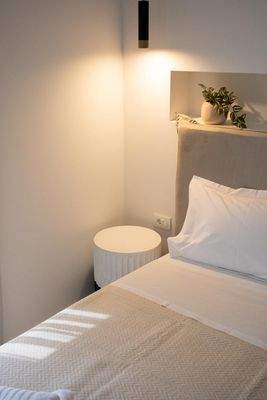 Kreta, Tavronitis: Zeitgenössisch eingerichtete Villa mit Pool zu verkaufen