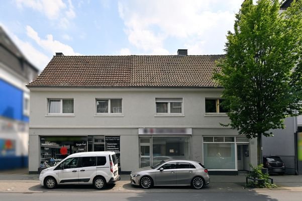 Straßenansicht 1