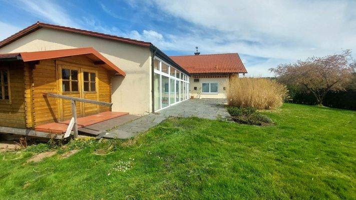 Garten Seitenansicht.jpg