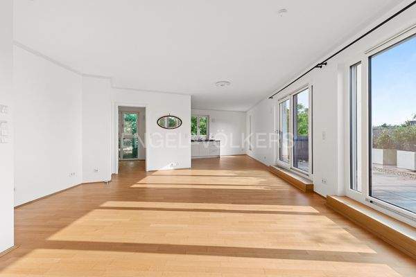 Lichtdurchfluteter Wohnbereich