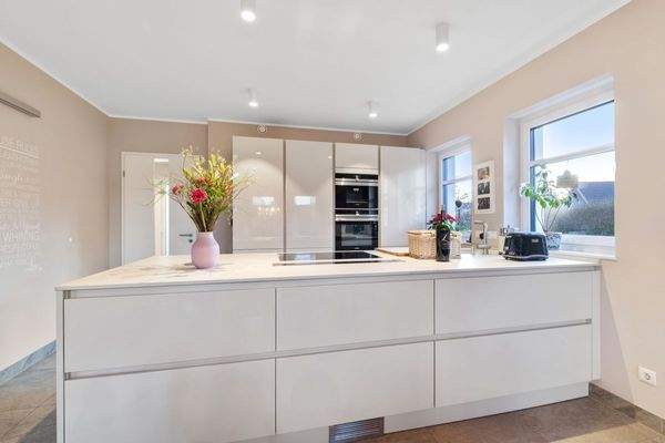 moderne Schiller Küche