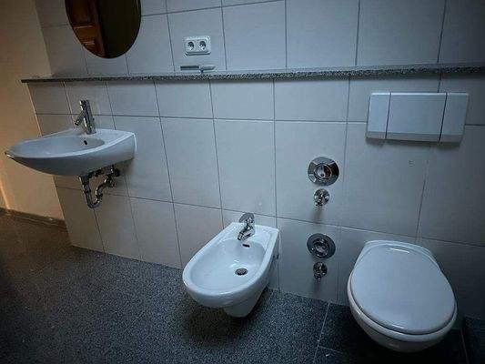 Bad einer sanierten Wohnung