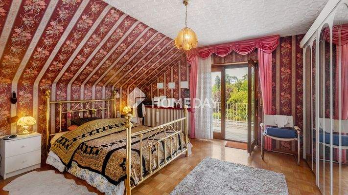 1. OG Schlafzimmer 1