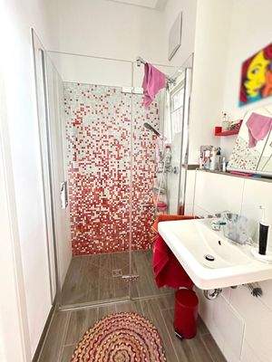 04. Duschbad en Suite.jpg