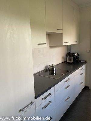 17-Küche linke.JPG