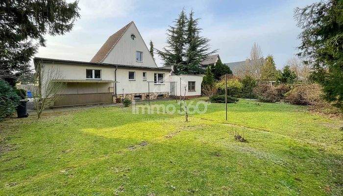 großes Grundstück / Garten