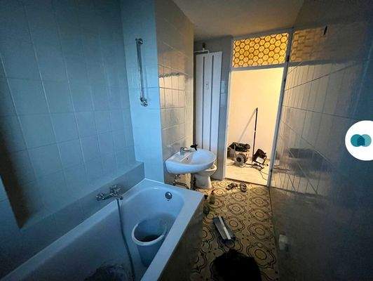 Ansicht II: Badezimmer