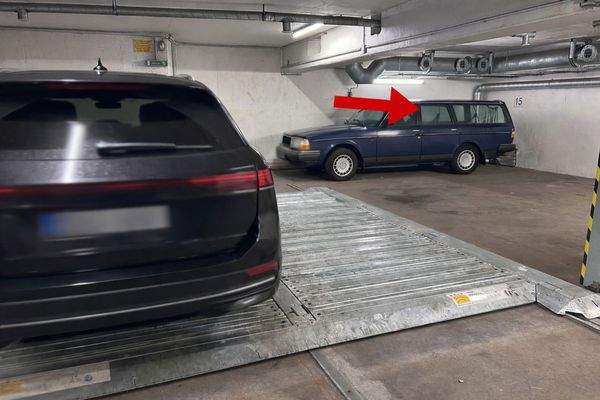 Tiefgaragenstellplatz