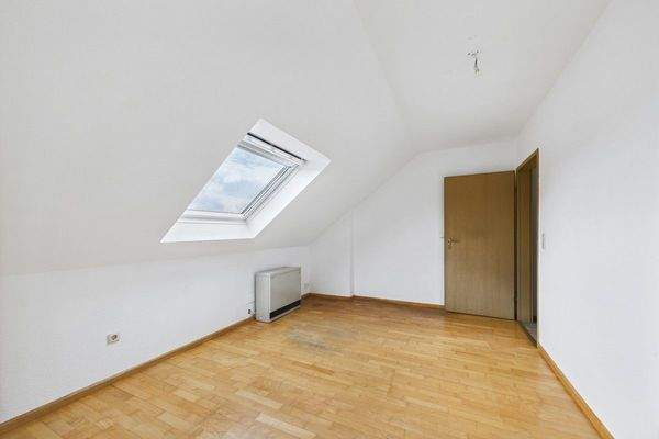 CAM03586G0-PR0057-STILL009