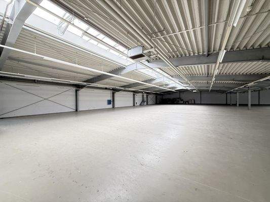 Große Produktionshalle