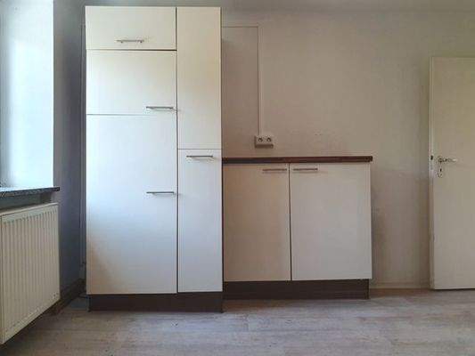 OG, Wohnung re.: Küche