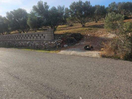 Kreta, Agios Nikolaos: Großes Baugrundstück mit herrlichem Meerblick zu verkaufen