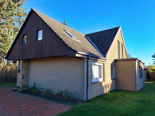 windgeschützter Eingangsbereich