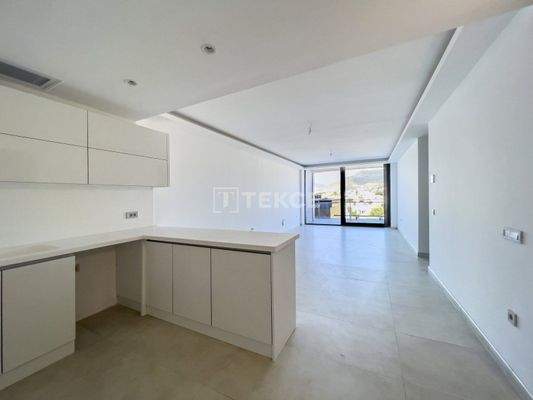 Ready to Move Flats in Elite Complex in Bodrum Bardakçı