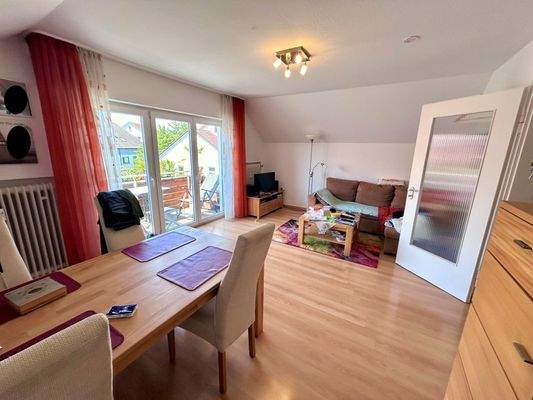 Wohn- und Essbereich im DG