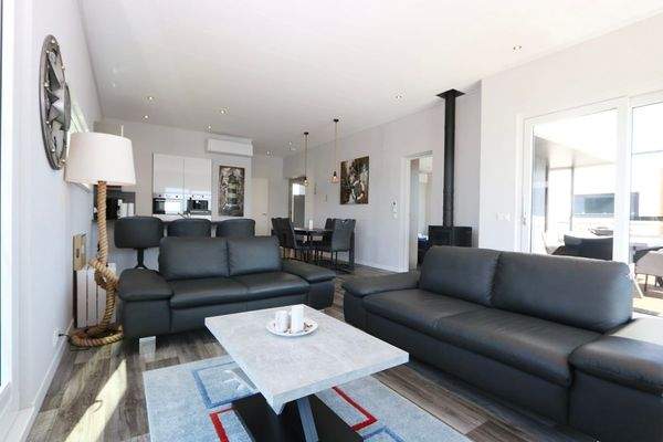 mit offener Wohnküche, 