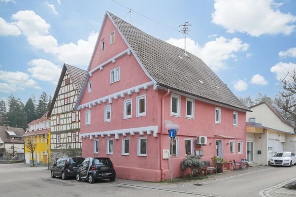 Straßenansicht